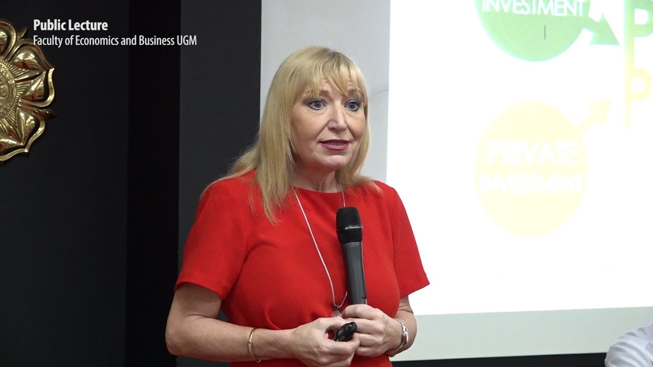 Lynne Barrow, Ph.D. (Hull University)
