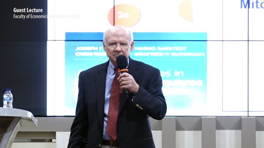 Prof. Dr. Joseph F. Hair, Jr. (Cleverdon Chair of Business Director, PhD Program Mitchel College of Business, University of South Alabama)